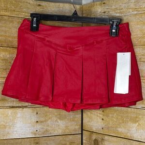 MADDEN GIRL PLEATHER VALENTINE CHILL RED PLEATED EXTRA SHORT SKORT SIZE MEDIUM